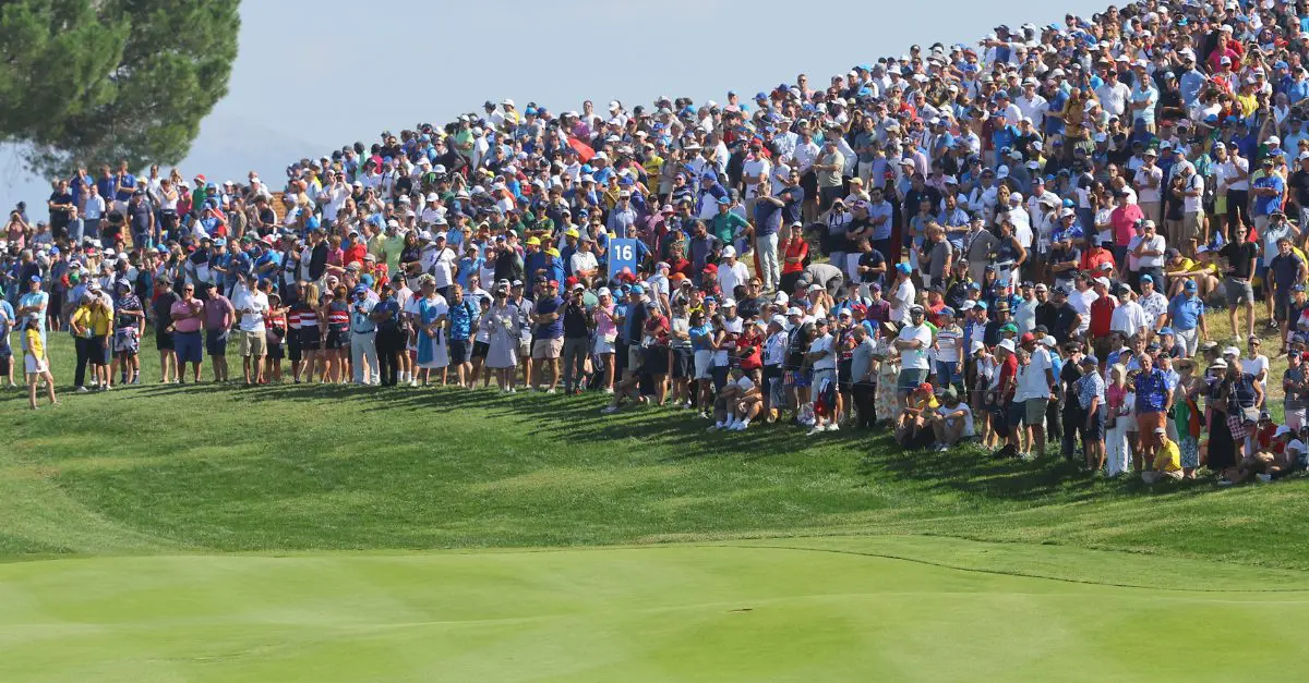 Branded Golf Merchandise a Winning Business Strategy