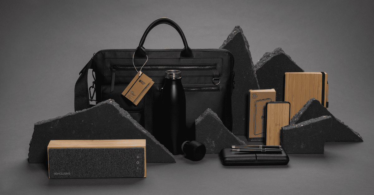 Notable, Useful, And Luxurious: The Corporate Gift Trio That Counts Notable, Useful, And Luxurious: The Corporate Gift Trio That Counts